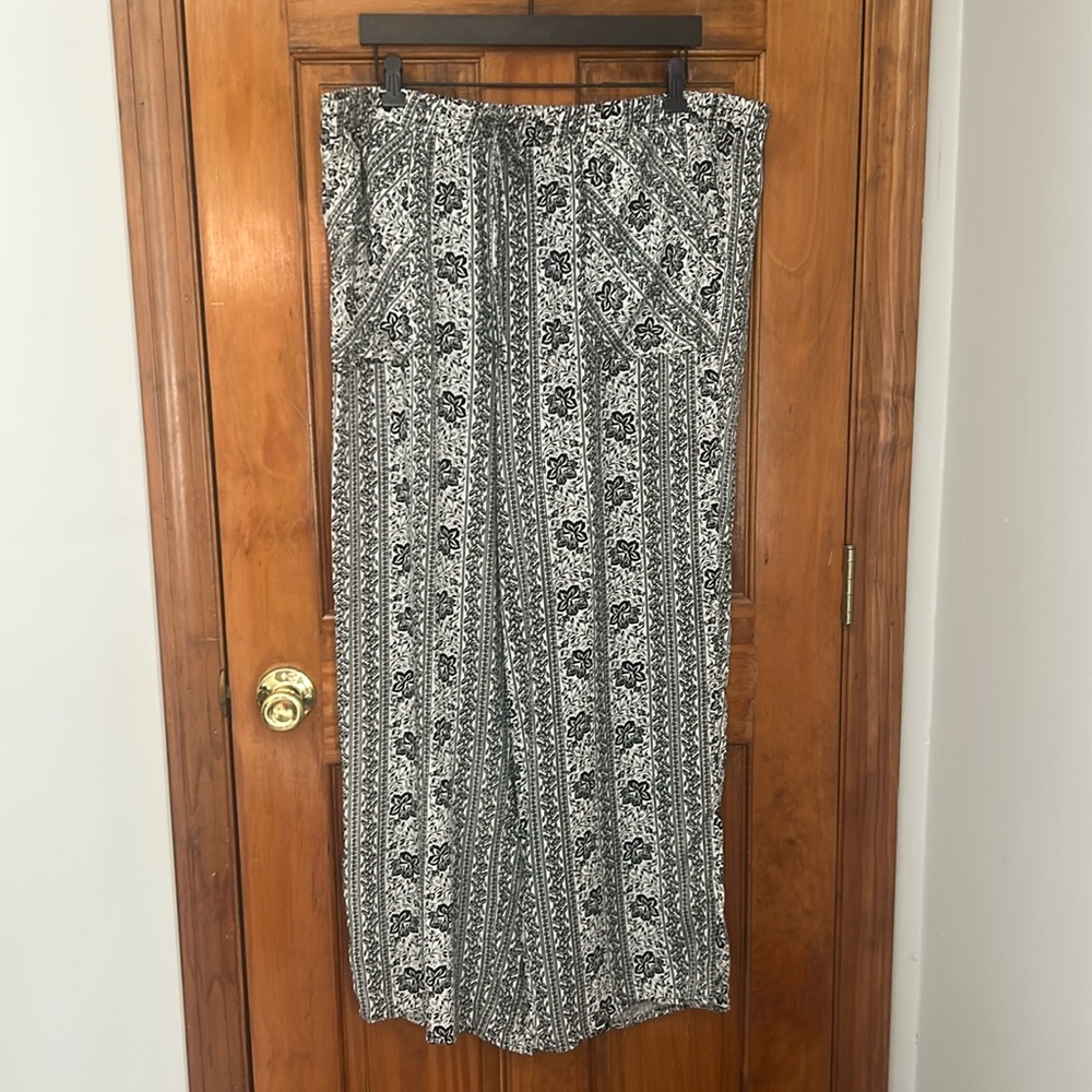 Westport Patterned Wide Leg Pants Size 1X